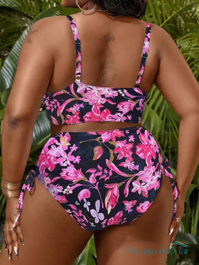 Biquíni Plus Size com Estampa Floral e Decote V