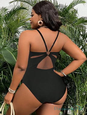 Maiô Plus Size com Decote U