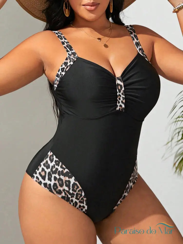 Maiô Plus Size com Detalhes de Estampa Animal Print