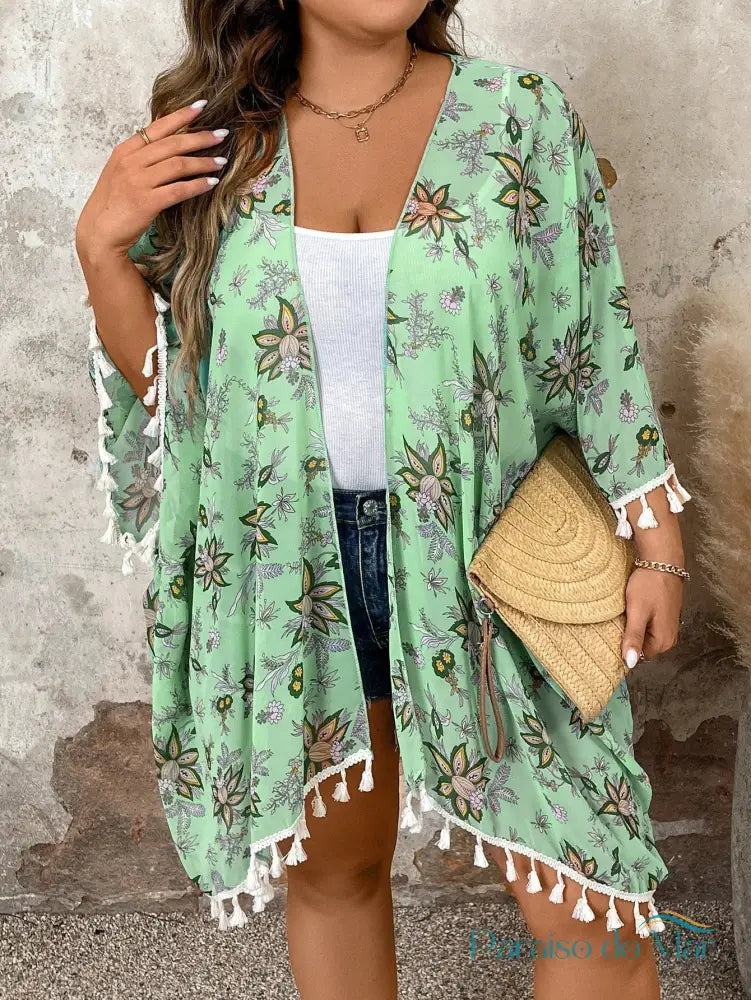 Saída de Praia Kimono com Estampa Floral e Barra de Franjas