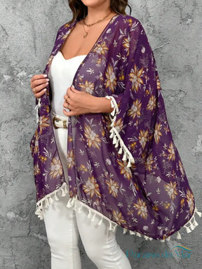 Saída de Praia Kimono com Estampa Floral e Barra de Franjas